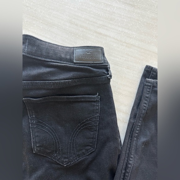 Hollister skinny Jeans - Picture 3 of 3